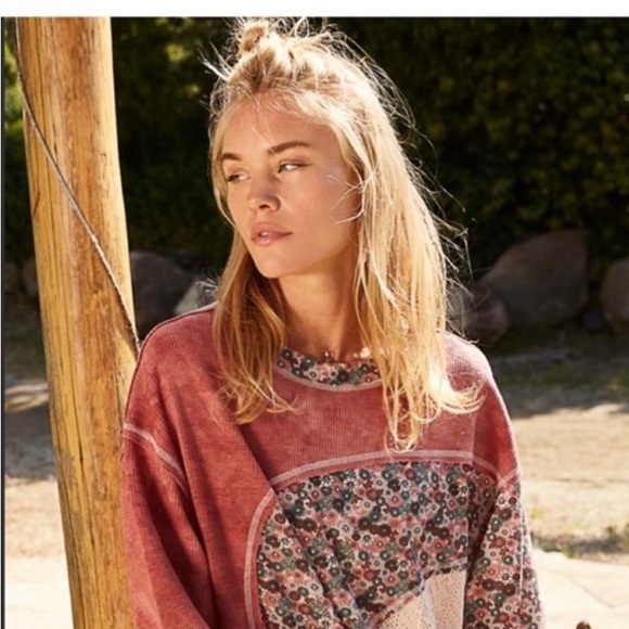 POL Floral Patchwork Sweater - Picture 4 of 4